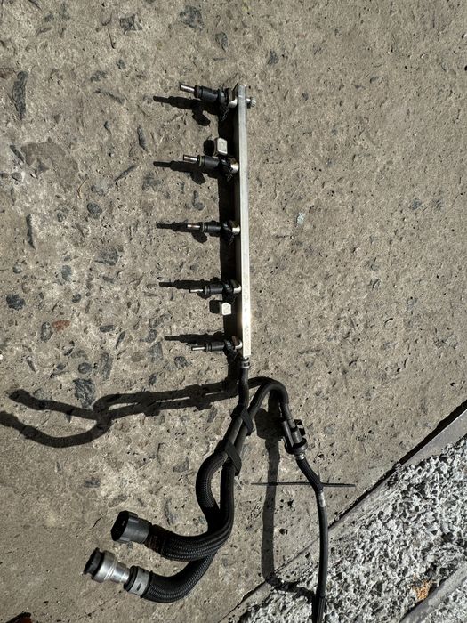 Продам форсунки ,рампу джета 6, соединительные шланги