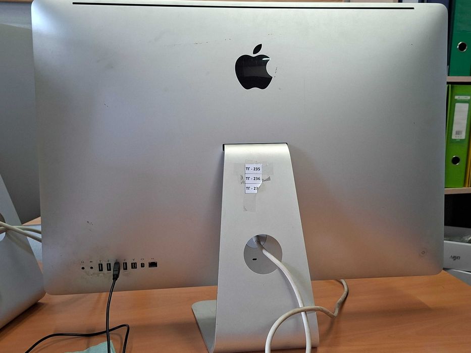 Продам Apple IMac 21.5/27. 8 GB RAM, 2TB