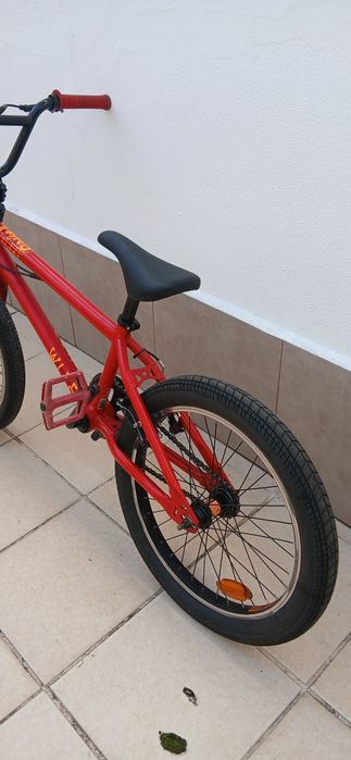 Vendo 2 bicicletas = BH e BMX