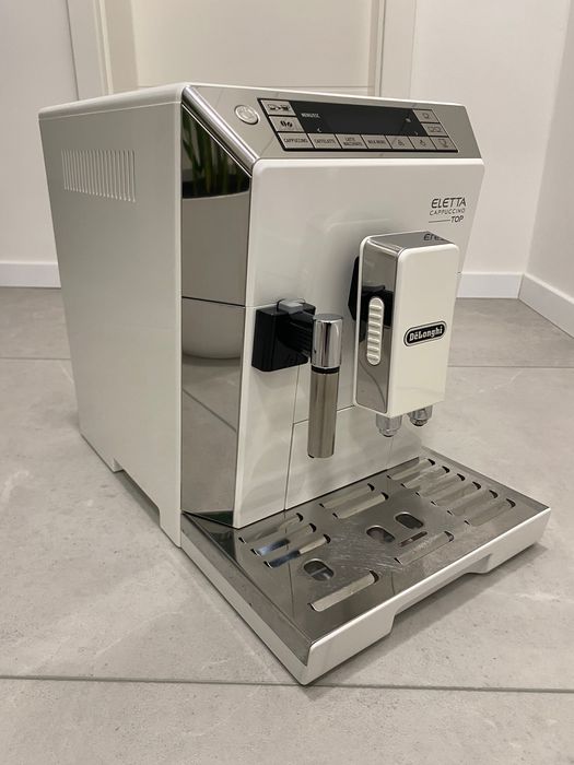 Кавоварка DeLonghi Eletta Cappuccino Top