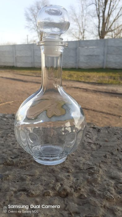 Посуда для кафе. В белом цвете.  Столовые приборы., приборы для кухни.
