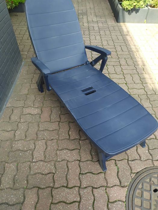 Łóżko plastikowe