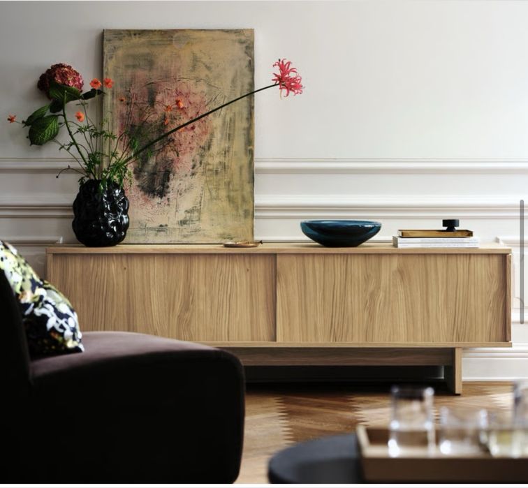 STOCKHOLM 2025 Móvel de TV c/portas deslizantes, chapa de carvalho, 179x42x56 cm