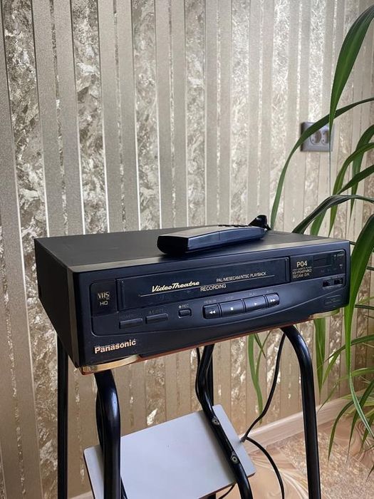 Panasonic відеомагнітофон