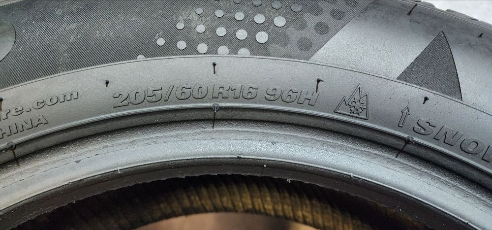 205.60.16 Kumho WinterCraft WP51 4шт