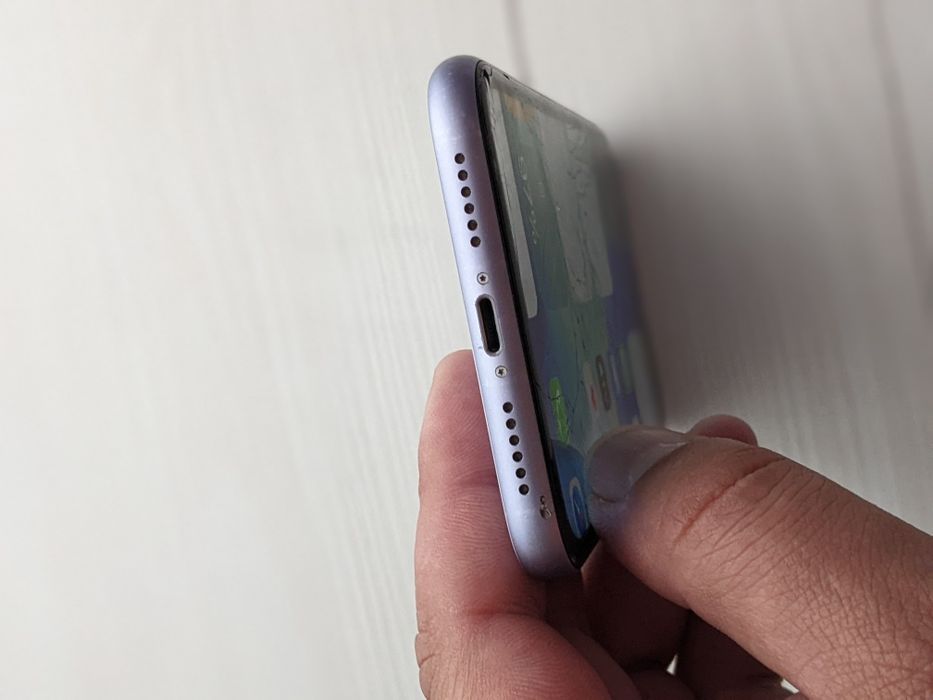 Iphone 11-64gb(Оригінал)