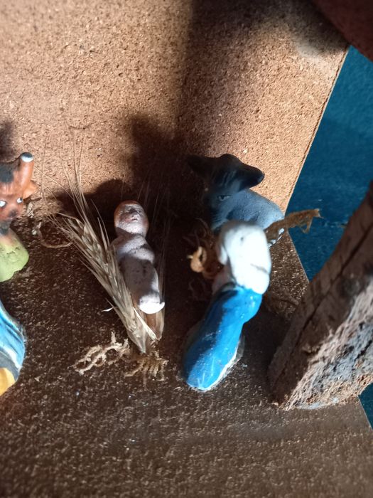 Presépio de barro e cortiça