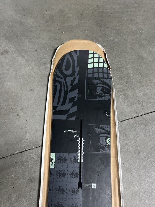Prancha Snowboard Burton Amplifier 157