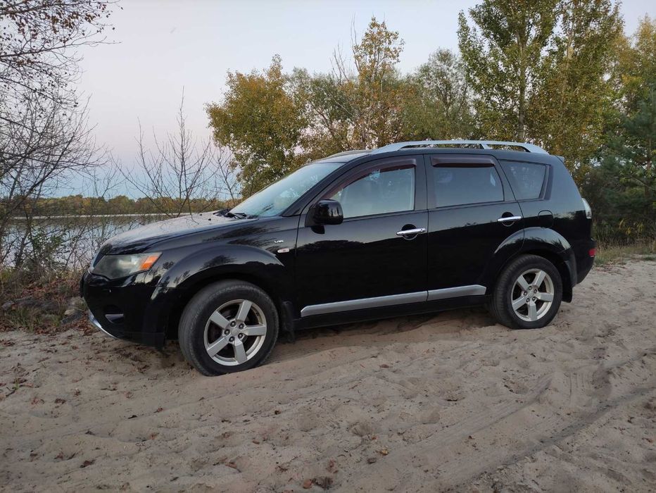 Продаж Mitsubishi Outlander XL
