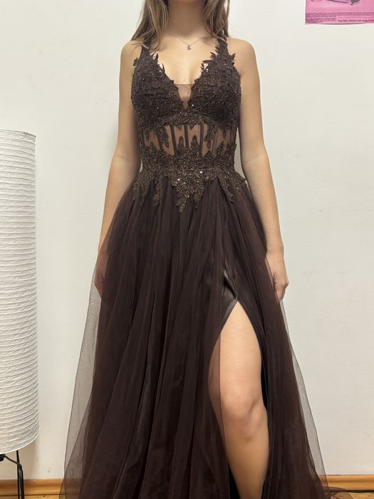 Brązowa sukienka maxi, księżniczka, idealna na studniówkę