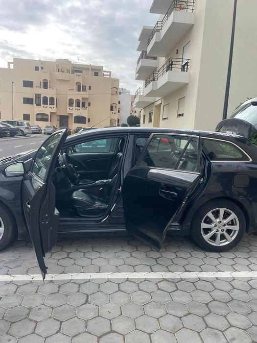 Carro usado, Toyota Avensis