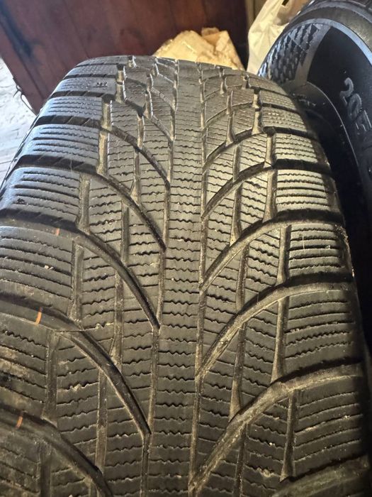 Продам зимнюю резину