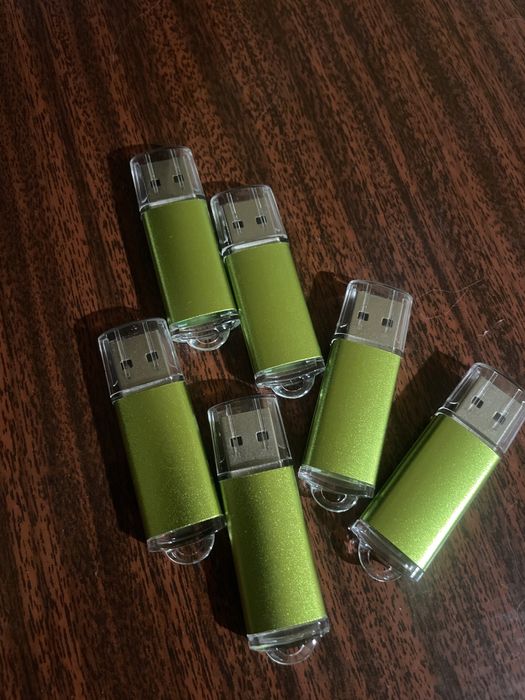 Флешки карта пам‘яті на 117 GB