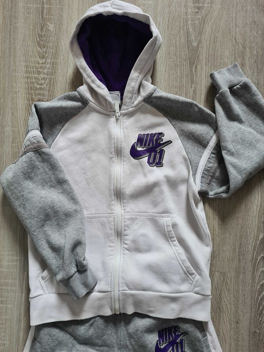 Dres nike dla dziewczynki