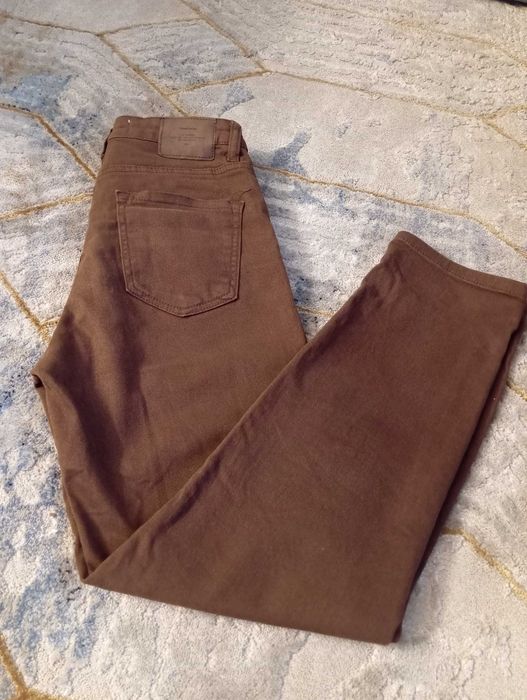 Brązowe spodnie Stradivarius 36