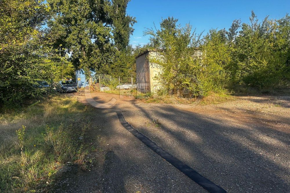 Продаж території вул. Книжна, Дзержинка.