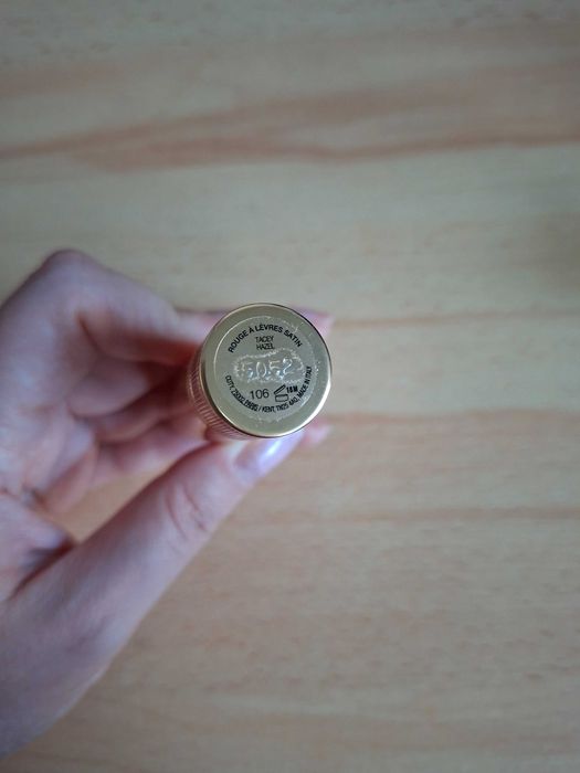 Gucci Beauty Rouge a Levres Satin Lipstick 106 Tacey Hazel pomadka