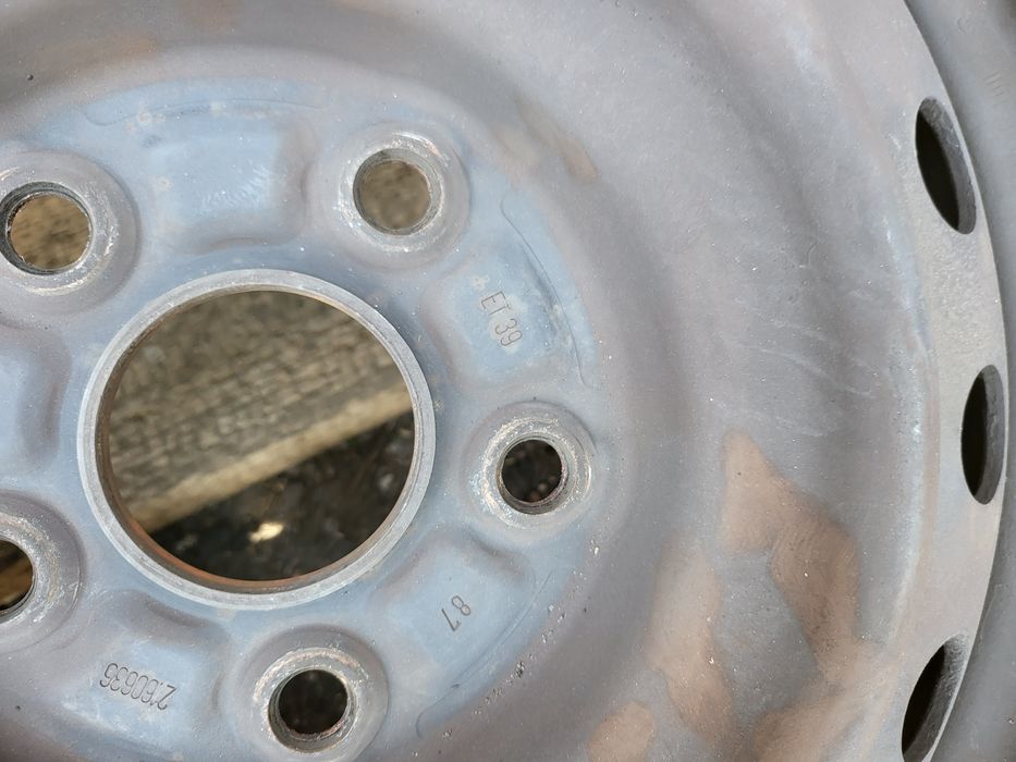 Felga 16 Toyota Auris Corolla Avensis Rav4 Prius Suzuki  5x114,3 ET39