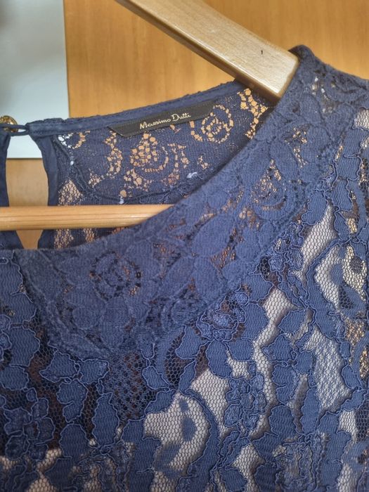 Blusa em renda Massimo Dutti