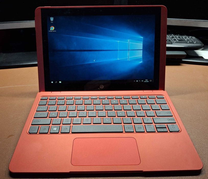 Laptop HP X2 Detachable 10-p0XX