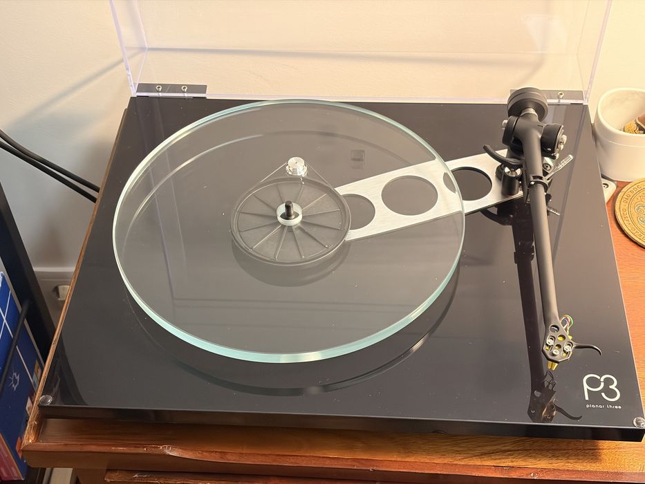 Rega Planar 3 Preta (Gira Discos)
