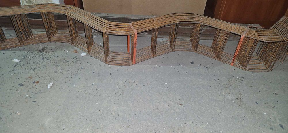 Podkładki dystansowe pod zbrojenie ZET 180 do żelbetu