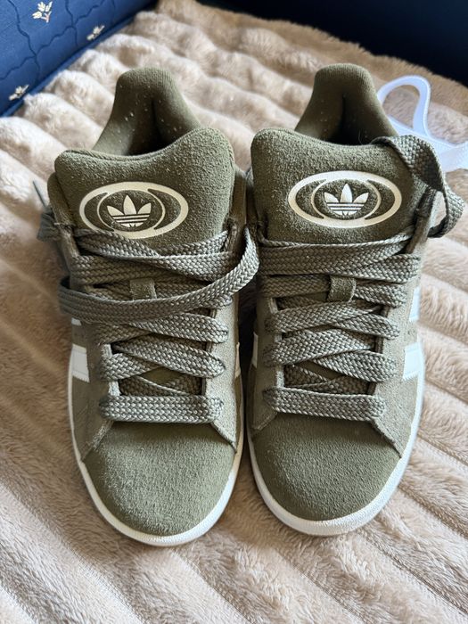 Tenis addidas como novo