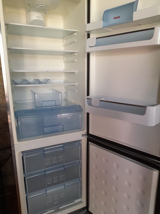 Frigorífico combinado alto