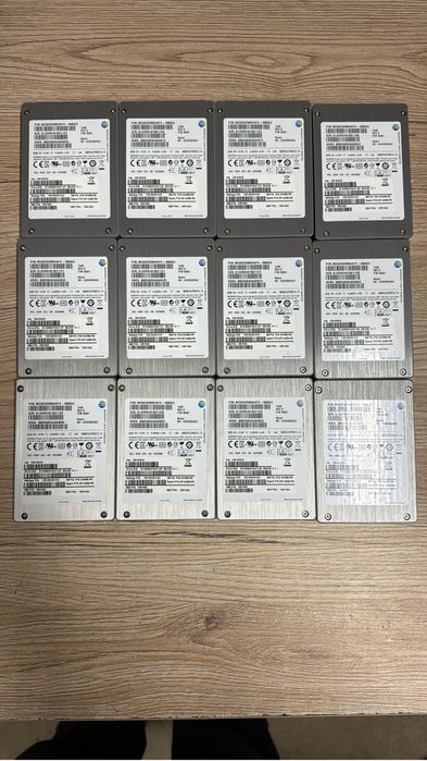 SSD Samsung 200gb SAS для серверів
