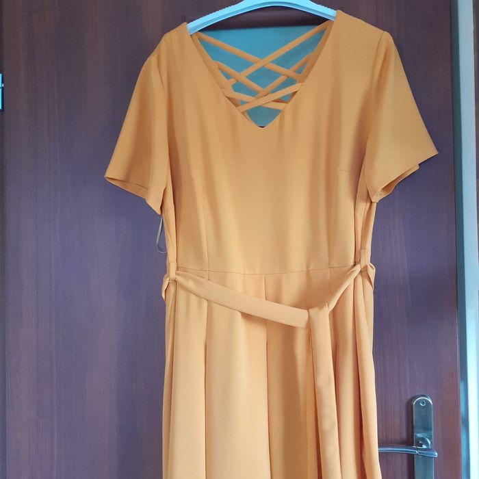 Sukienka r.48 50 plisowana