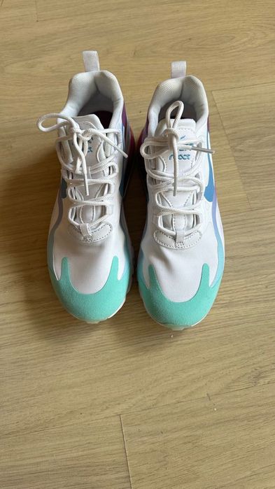 Nike Air Max 270 React
