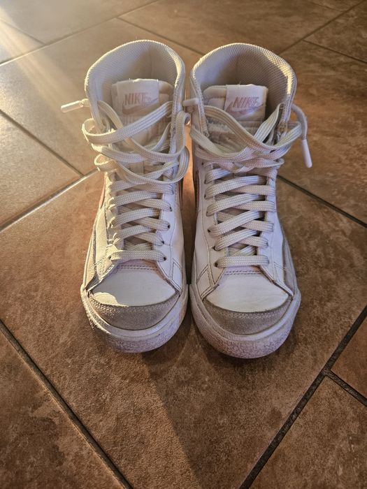 Nike blazer 35.5