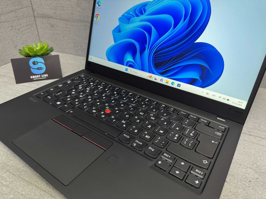 Стильний ноутбук Lenovo X1 Carbon 7th/i7-8665u/16gb ddr3/512gb ssd/14"