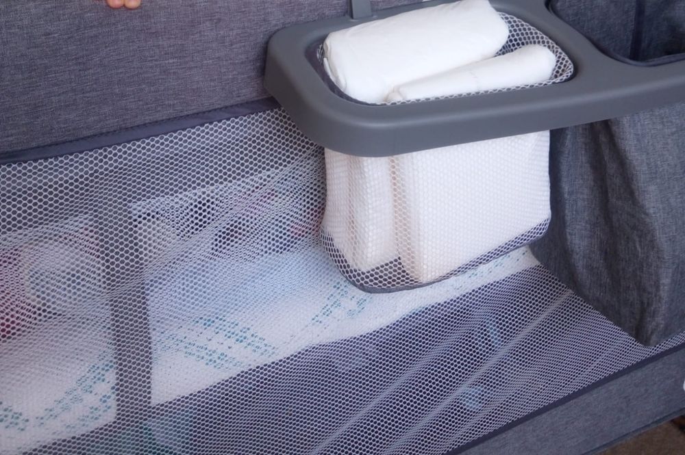 Caminha de viagem de criança da marca kindercraft