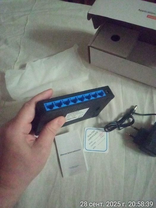 Svitch,Свичь , коммутатор с БП новый