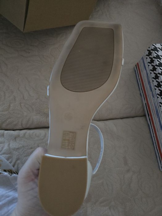 Сандалі 41р, 26,5 см нові