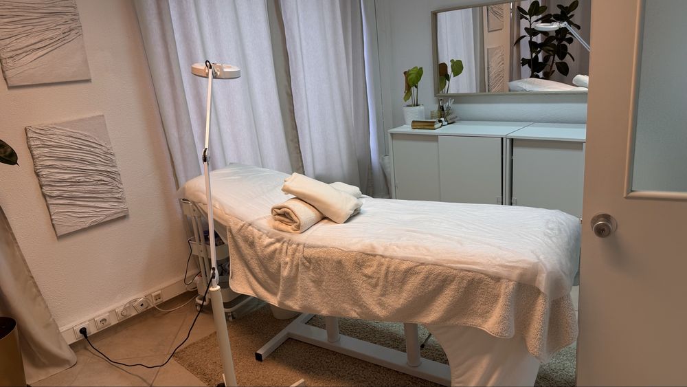 Gabinete equipado para Esteticista / Lash Designer / Massagista | Ramada, Odivelas por dia