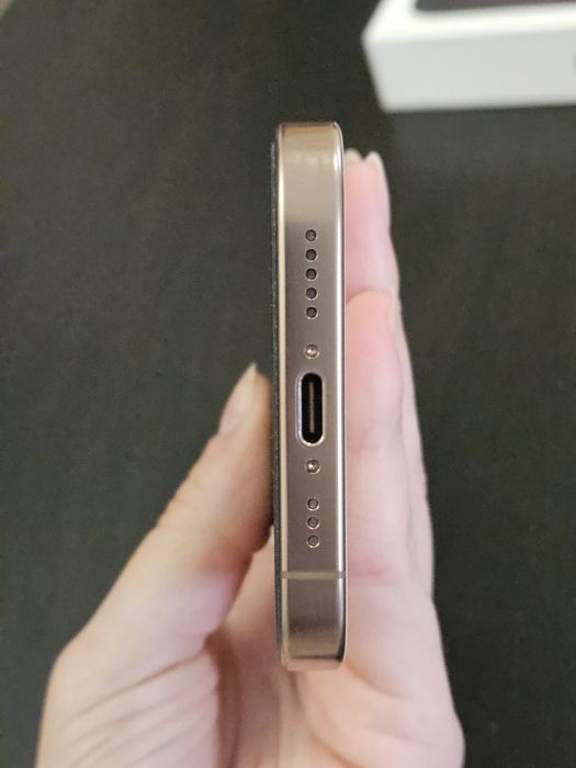 iPhone 16 Pro 256GB Dourado estimado