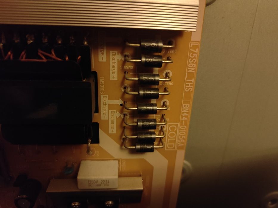 Zasilacz Samsung BN-01056A Ue70tu7102k