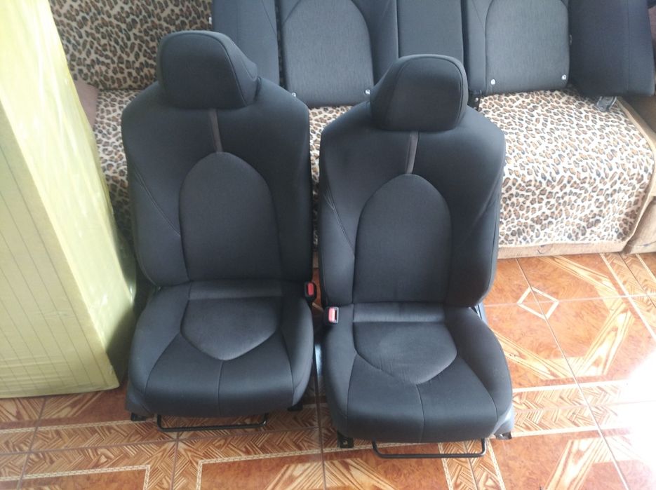 Сидіння,карти дверей ,салон.камрі70