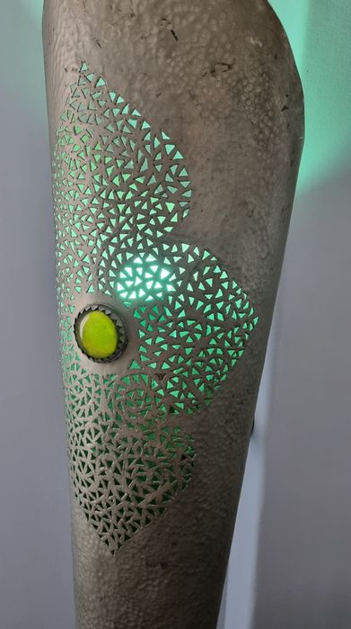 Candeeiro de canto ornamental