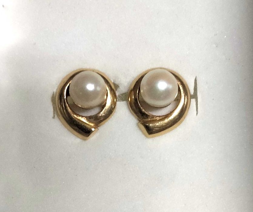 Brincos em ouro Português amarelo 800 (19,2Kt) com perola de 55mm