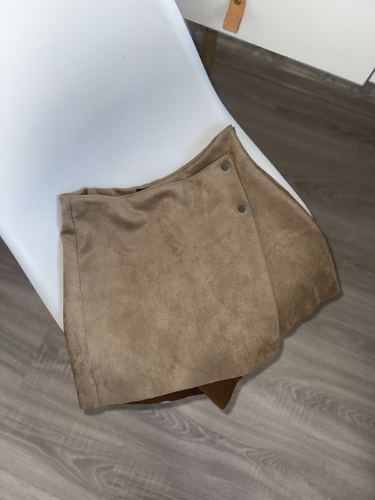 Замшева спідниця шорти Zara