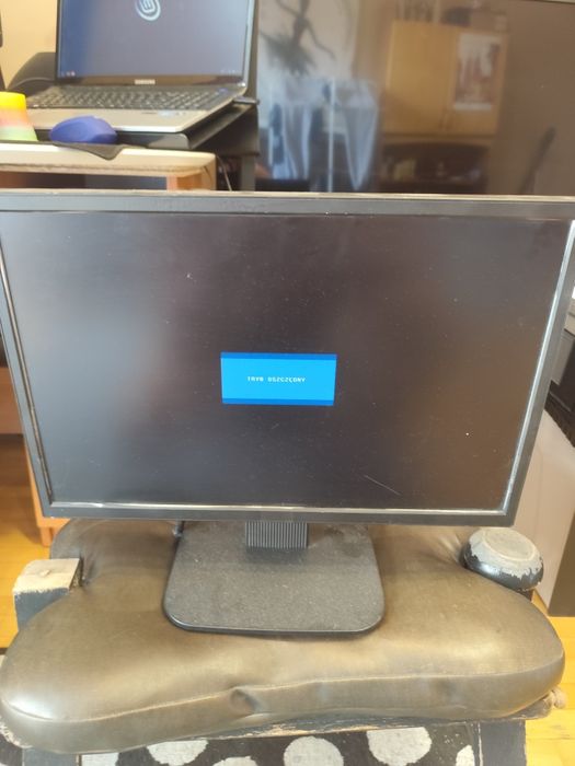Monitor komputerowyLg 19