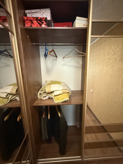 Продам шкаф купе в спальню гостинную мебель