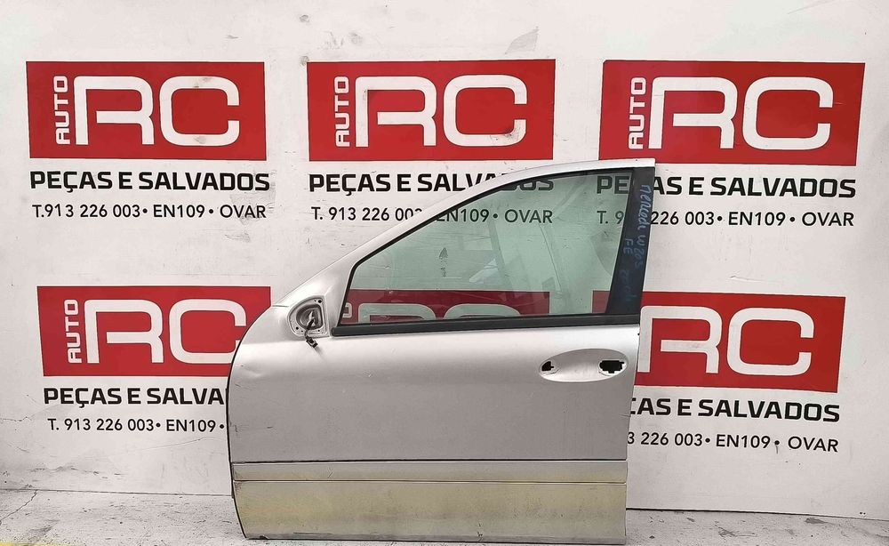Porta Frente Esquerda - MERCEDES-BENZ C-CLASS