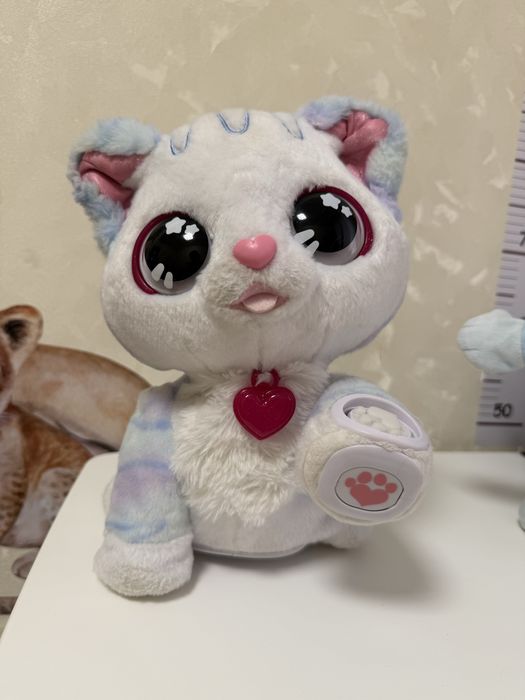 Інтерактивне кошеня