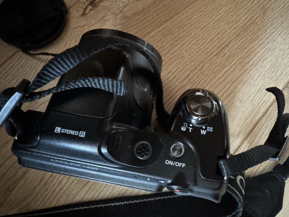 Фотоапарат Nikon Colpix L820