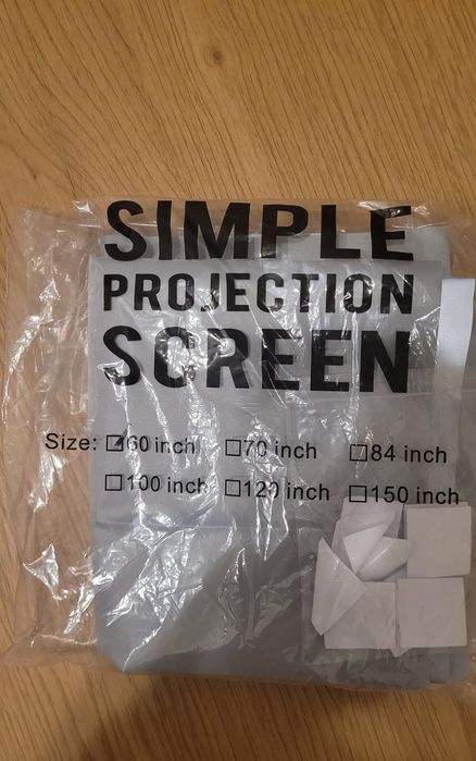 Ekran projekcyjny 60 cali