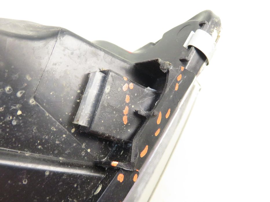 Lampa Lewa Przednia Renault Clio II Lift